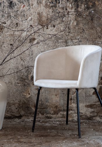 VENTURE DESIGN Berit spisebordstol, med armlener - beige flyel og sort stl