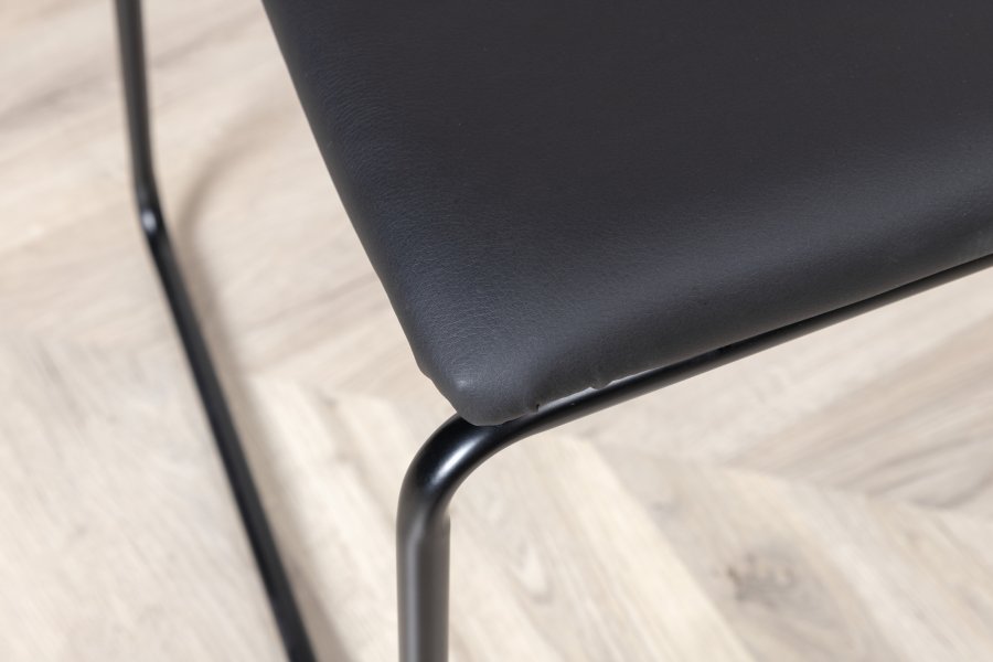 VENTURE DESIGN Kenth spisestuestol - sort PU/polyester og sort stl