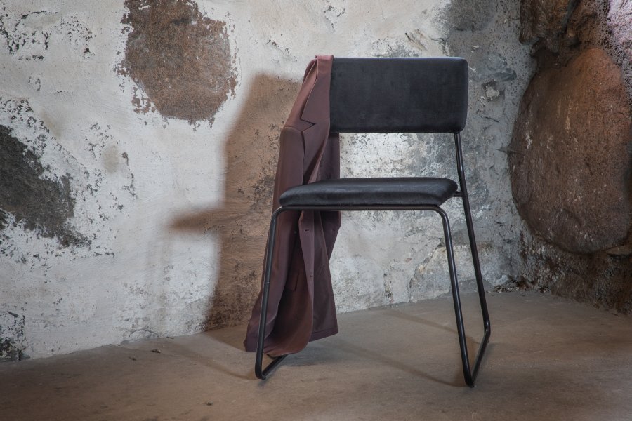 VENTURE DESIGN Kenth spisestuestol - sort flyel/polyester lin og sort stl