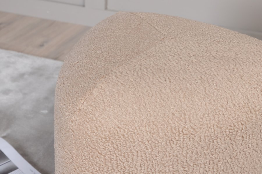 VENTURE DESIGN Pegpuff, trekantet - beige teddystoff polyester