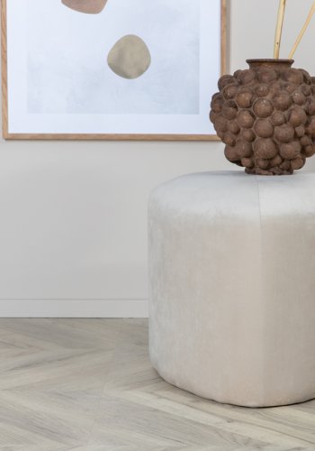 VENTURE DESIGN Pegpuff, trekantet - beige flyel