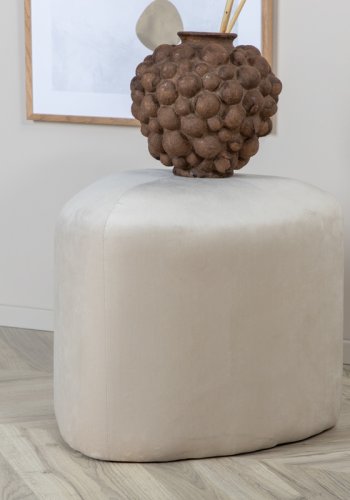 VENTURE DESIGN Pegpuff, trekantet - beige flyel