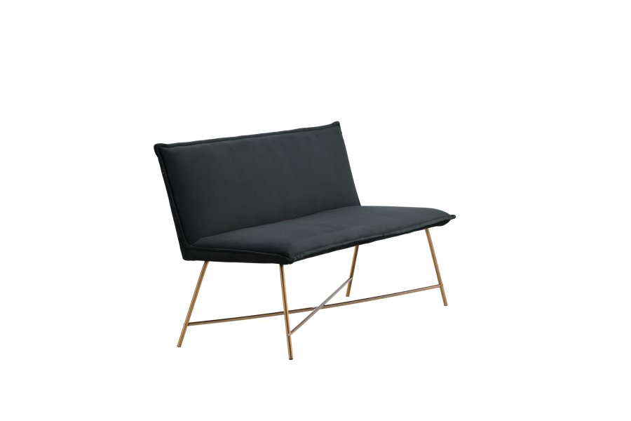 VENTURE DESIGN Pippi 2-seters sofa - svart flyel og kobberstl