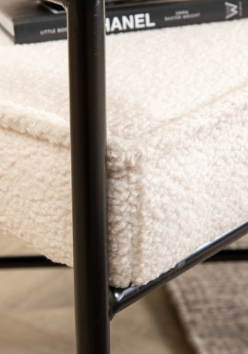 VENTURE DESIGN Rakel lenestol - hvit teddystoff polyester og sort stl