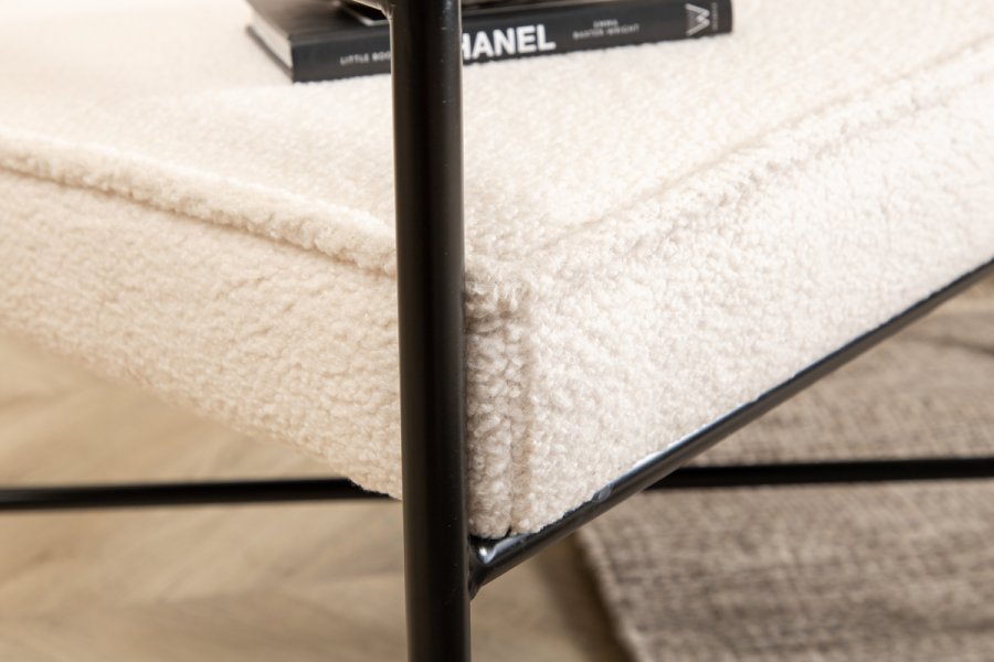 VENTURE DESIGN Rakel lenestol - hvit teddystoff polyester og sort stl