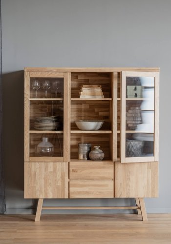 ROWICO Brooklyn vitrineskab - brstet eg, m. 4 lger og 2 skuffer 