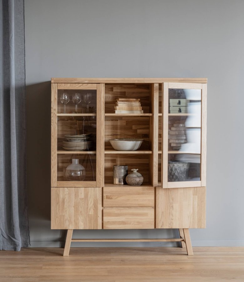 ROWICO Brooklyn vitrineskab - brstet eg, m. 4 lger og 2 skuffer 