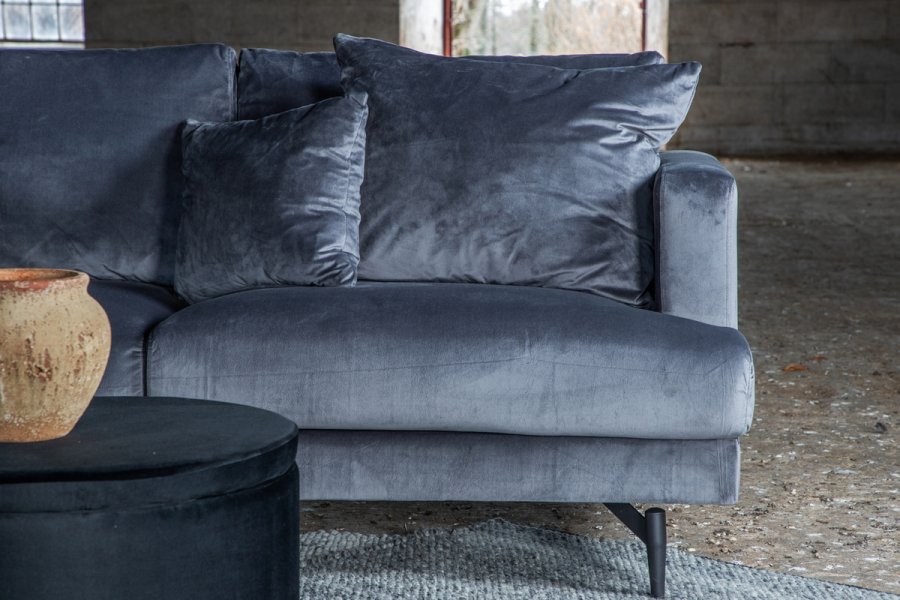 VENTURE DESIGN Sofia 3-seters sofa - mrkegr flyel og sort stl