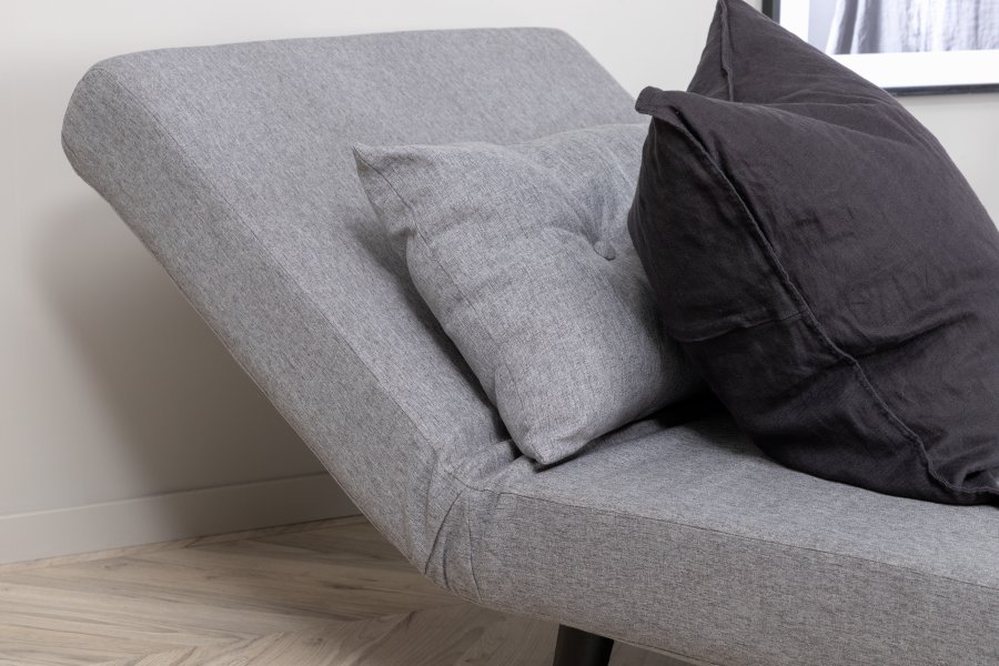 VENTURE DESIGN Vicky sovesofa, enkelt - gr polyester og svart stl (190x73)