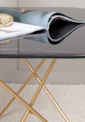 VENTURE DESIGN Tristar salongbord, firkantet - svart marmorert glass og messingstl (80x80)