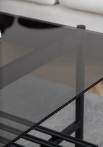 VENTURE DESIGN Von Staf salongbord, m hylle - sort glass og sort stl (120x60)