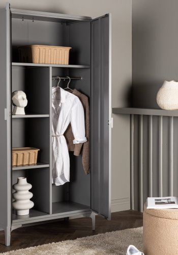 VENTURE DESIGN Piring garderobe, m. 2 drer, 3 hyller og hengerstang - lysegr stl (H:183)