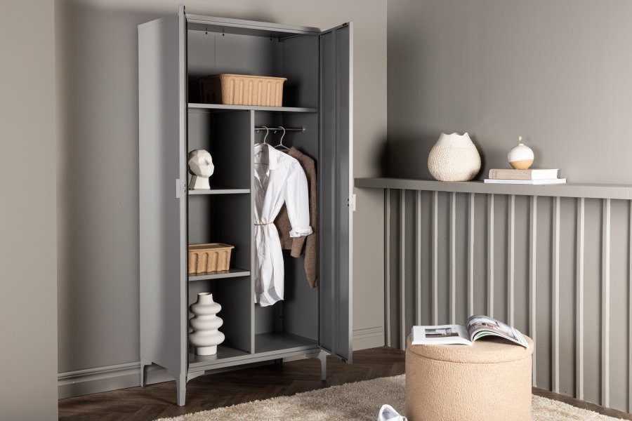 VENTURE DESIGN Piring garderobe, m. 2 drer, 3 hyller og hengerstang - lysegr stl (H:183)