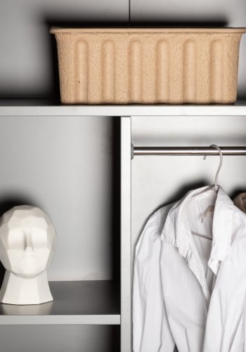 VENTURE DESIGN Piring garderobe, m. 2 drer, 3 hyller og hengerstang - lysegr stl (H:183)