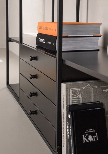 VENTURE DESIGN Amaraillo bokhylle, m. 4 skuffer - svart MDF og sort stl (H:120)