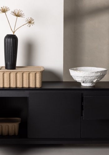 VENTURE DESIGN Corpus Sideboard, m. 2 Türen und 2 Schubladen – schwarzes MDF