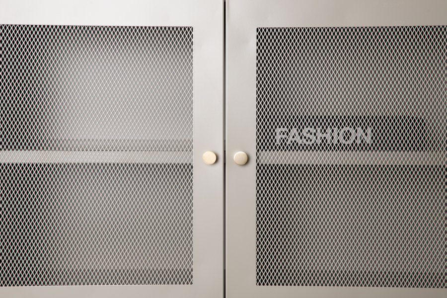 VENTURE DESIGN Malla skjenk, m. 3 drer og 2 hyller - beige stl