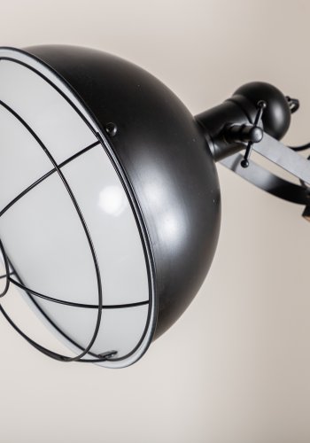 VENTURE DESIGN Kick gulvlampe - naturlig og sort stl