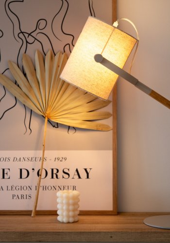 VENTURE DESIGN Dennis Tischleuchte - beiges Leinen und beige/naturfarbener Stahl