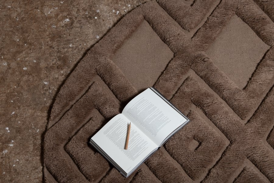 VIND KOLLEKSJON Dahliaull-teppe, rundt - brun nougatull (200)