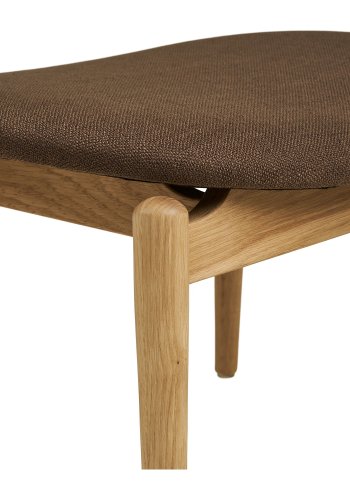 HOUSE NORDIC Olvera fotpall, rektangul&auml;r - brun polyester och naturlig ek (53,5x48)