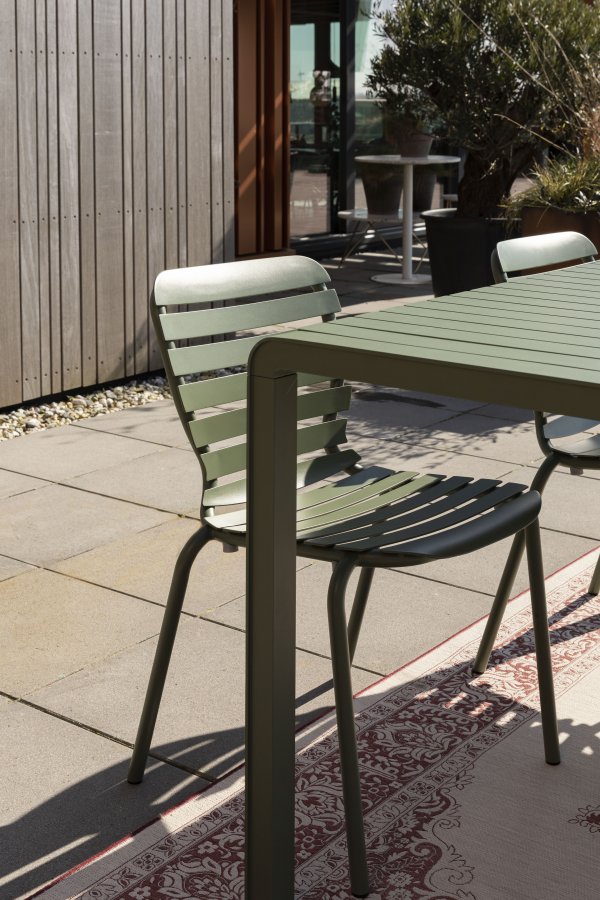 ZUIVER Vondel hagestol, stablebar - grnn aluminium