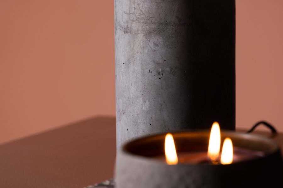 VENTURE DESIGN Nancy bordlampe - sort hr og gr beton