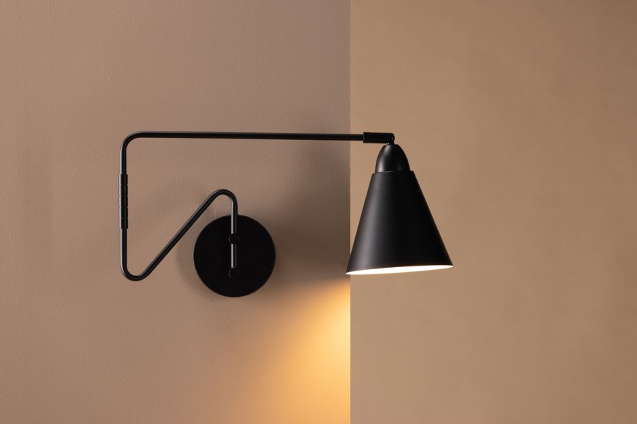VENTURE DESIGN Amicola Wandleuchte - schwarzes Eisen