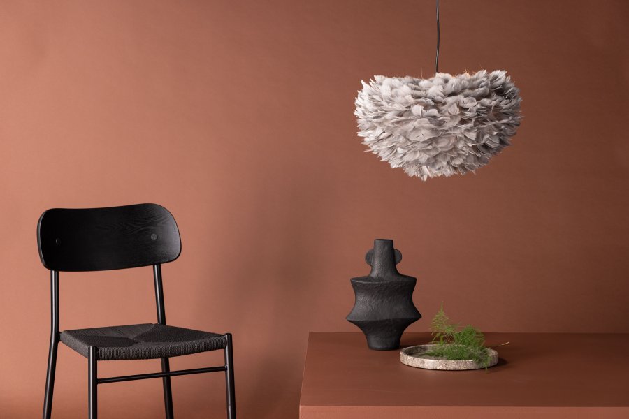 VENTURE DESIGN Nicola taklampe, Medium - gr kunstig fjr