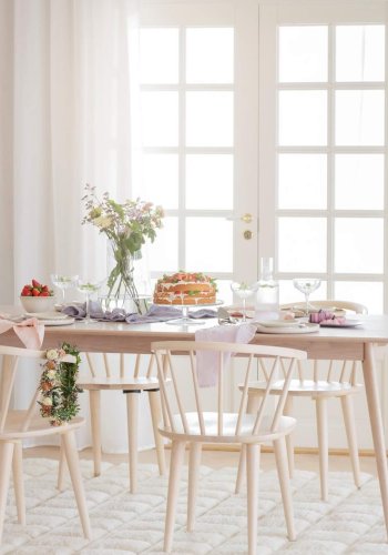 ROWICO Carmen spisebordsstol - hvidpigmenteret gummitr, m. armln