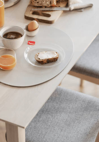 ROWICO Filippa spisebord - hvidolieret eg, m. udtrk (180x90) 