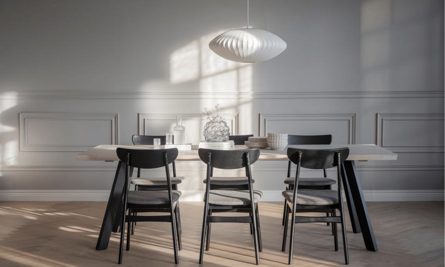 ROWICO Fred Plankentisch - weiß geölte Eiche und schwarzes Metall (240x100) 