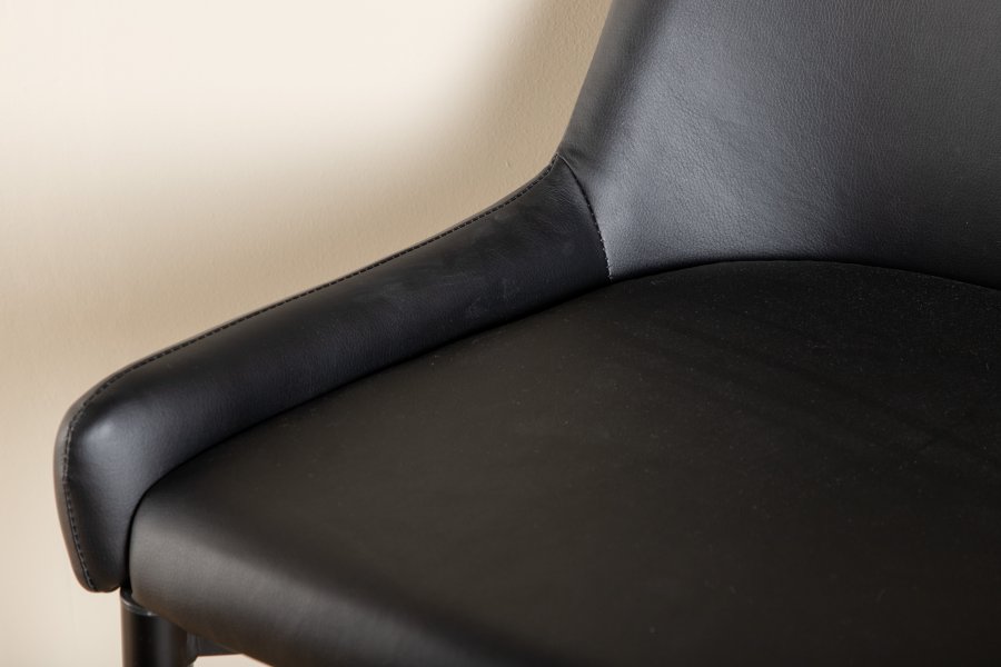 VENTURE DESIGN Plaza barkrakk, med ryggsttte og fotsttte - svart PU/polyester og svart stl