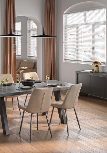 TEMAHOME Kobe Sideboard mit 3 T&uuml;ren - Beton-Optik und Schwarz, 188 cm