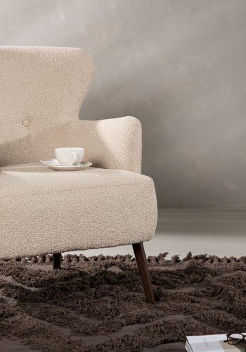VENTURE DESIGN Lincoln lenestol - beige bouclè-stoff og valnttstl