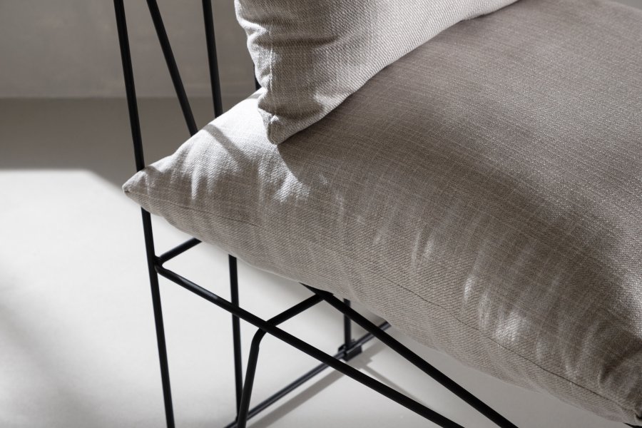 VENTURE DESIGN Livonia lenestol - beige polyester og sort stl