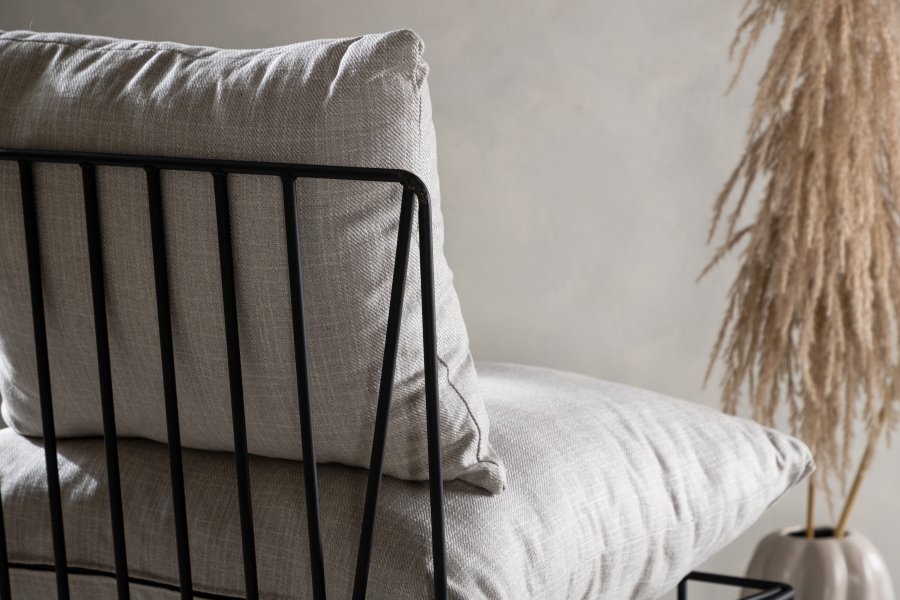 VENTURE DESIGN Livonia lenestol - beige polyester og sort stl