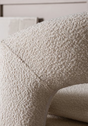 VENTURE DESIGN Laurel svingstol, med armlener - hvitt bouclstoff og sort stl