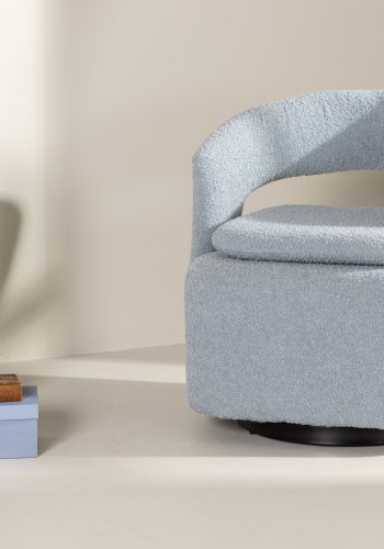 VENTURE DESIGN Laurel lenestol, m. armlener - lysebl bouclé og sort stl