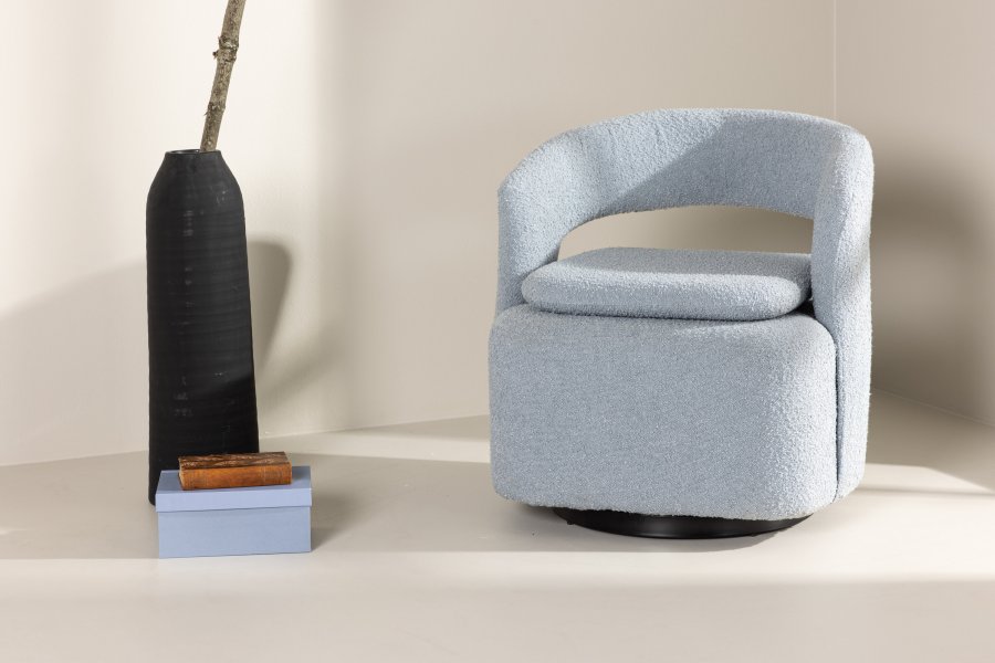VENTURE DESIGN Laurel lenestol, m. armlener - lysebl bouclé og sort stl