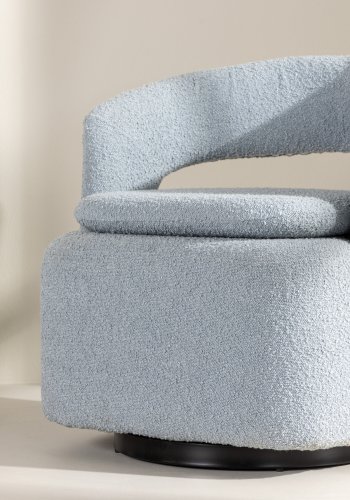 VENTURE DESIGN Laurel lenestol, m. armlener - lysebl bouclé og sort stl