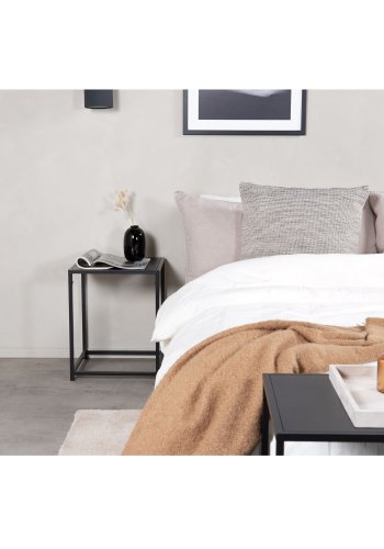 VENTURE DESIGN Sidebord i stl, rektangulrt - svart stl (38x37)