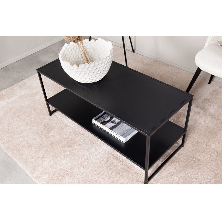 VENTURE DESIGN Steel sofabord, m. hylle - sort stl (101,6x43,2)