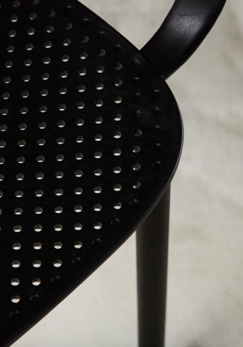 VENTURE DESIGN Baltimore spisebordstol, m. armlener - sort plast