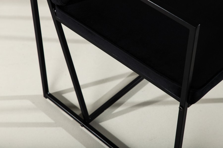 VENTURE DESIGN Richmond spisebordsstol, med armlener - svart flyel og sort stl