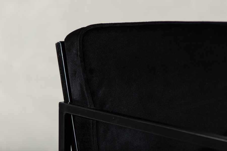 VENTURE DESIGN Richmond spisebordsstol, med armlener - svart flyel og sort stl