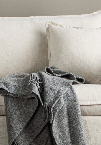 VENTURE DESIGN Nova 3-seters sofa - beige stoff og plast