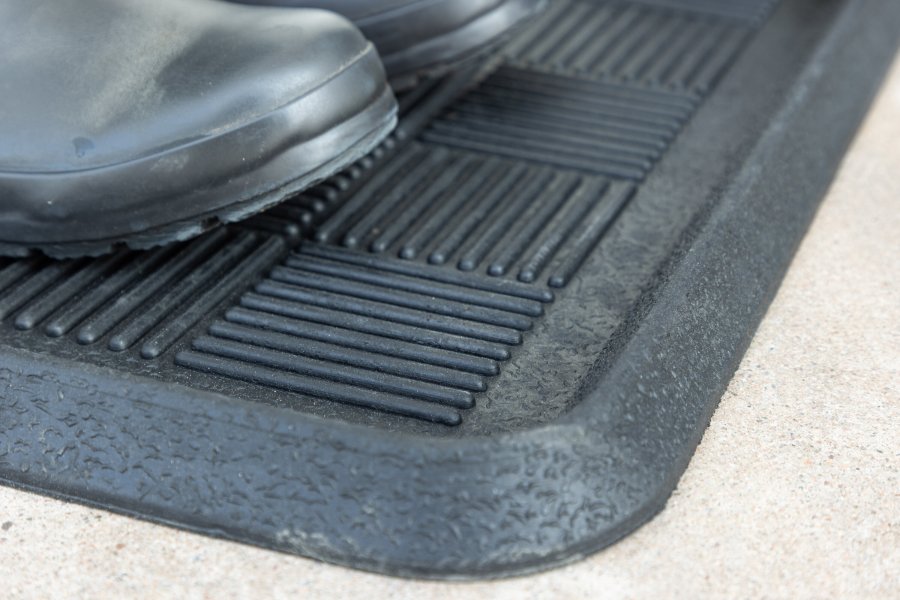 VENTURE DESIGN Gsta Teppe Gsta Gummi - 45*75- -Rektangulr-Sort