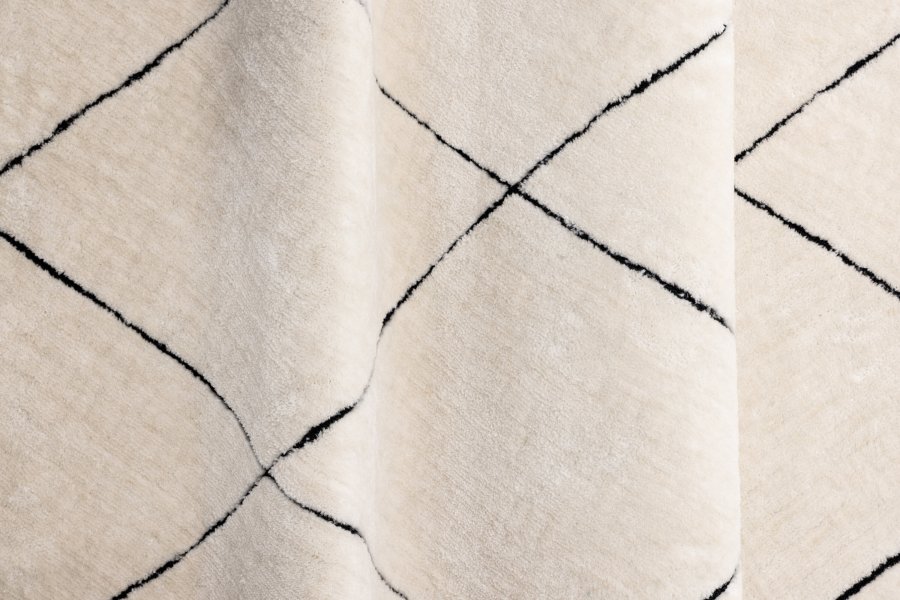 VENTURE DESIGN Patrik Teppe Patrik Polyester Shaggy - 290*200- -Rektangulr-Hvit/Sort