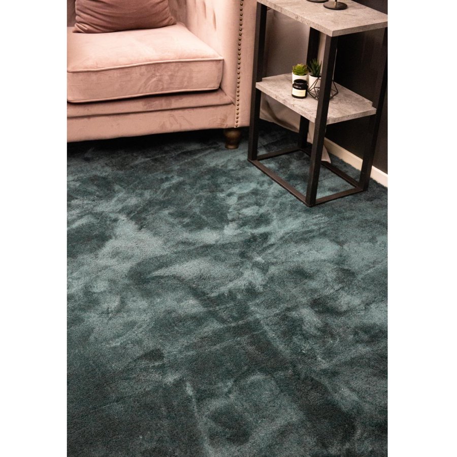 VENTURE DESIGN Undra teppe - grnn viskose (200x300)